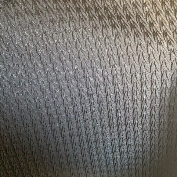 Black top - Picture 4 of 6